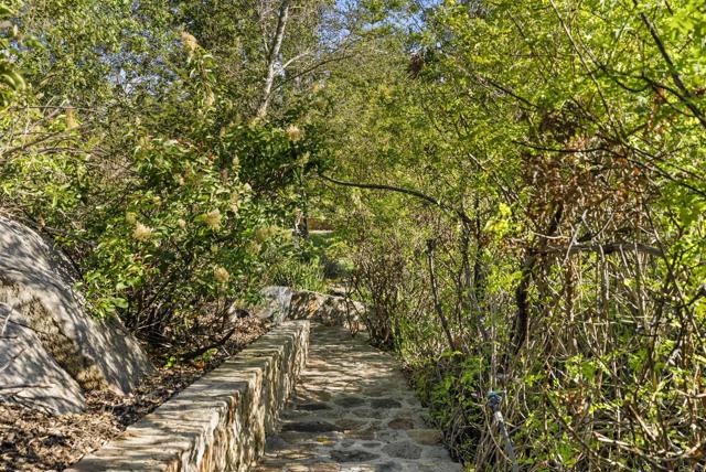 Detail Gallery Image 46 of 53 For 28889 Anderson Ct, Escondido,  CA 92026 - 4 Beds | 4 Baths