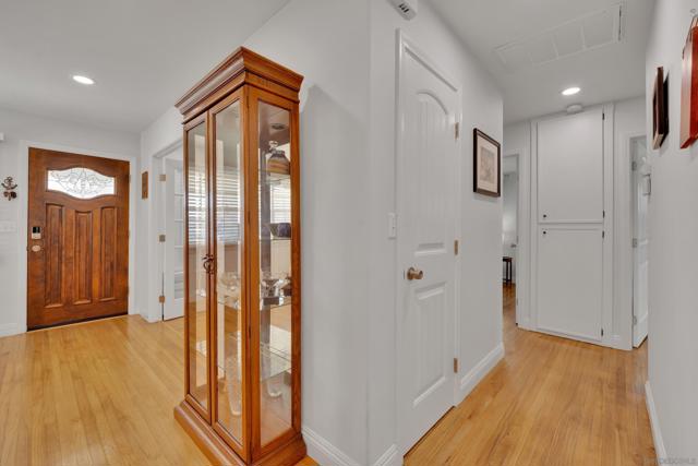 3467 Shawnee Rd, San Diego CA: https://media.crmls.org/mediaz/d01ec37e-ad55-42ba-8aa8-57d3a0fefbe7.jpg