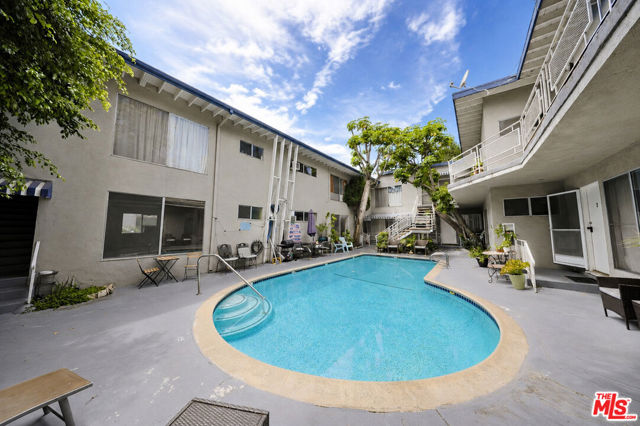 941 North San Vicente Boulevard, 4 photo 20
