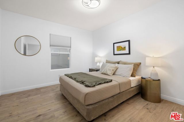 2400 W 74th Street, Los Angeles CA: https://media.crmls.org/mediaz/d020011c-d732-4839-beb3-d63be82a6159.jpg