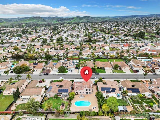 53 Avenida Descanso, Oceanside CA: https://media.crmls.org/mediaz/d02070f9-9f9d-47f4-90b4-65bd6797c593.jpg