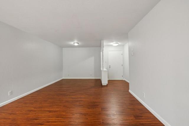 1061 Beach Park Boulevard, Foster City CA: https://media.crmls.org/mediaz/d02149f1-9e58-4bd6-b5ff-2c7677b4aa5b.jpg