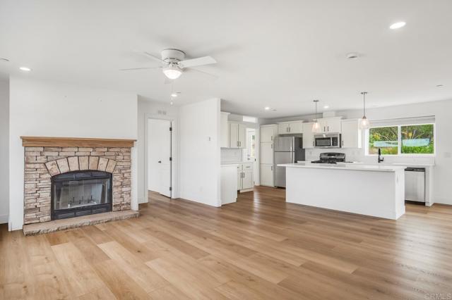 Front Image Thumbnail for CRPTP2507430