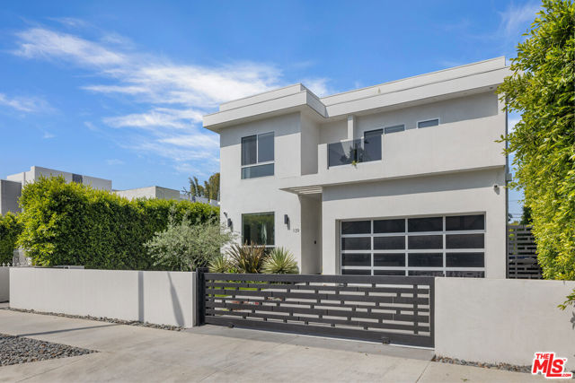 Image 3 of 31 For 139 Edinburgh Avenue