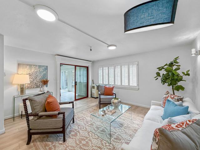 443 Alberto Way, Los Gatos CA: https://media.crmls.org/mediaz/d02322d5-8c7c-4c14-a827-ec8cfb4a1224.jpg