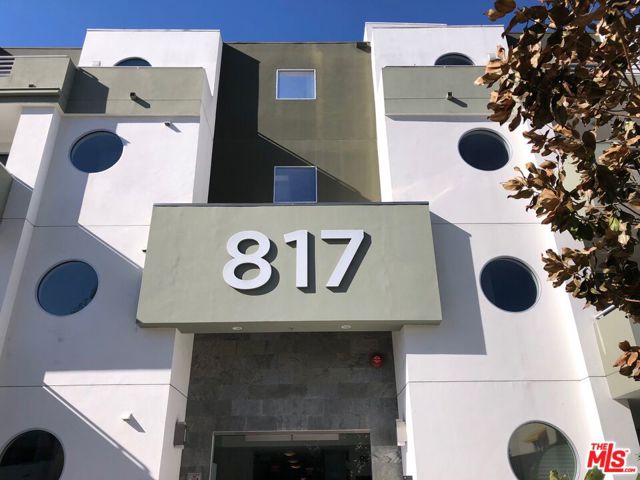 817 N Alfred St #103, Los Angeles, CA 90069