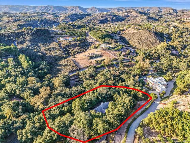 45455 Lorenz Ln, Temecula CA: https://media.crmls.org/mediaz/d025b7a1-6647-48da-a3f0-a61f1db0ca95.jpg