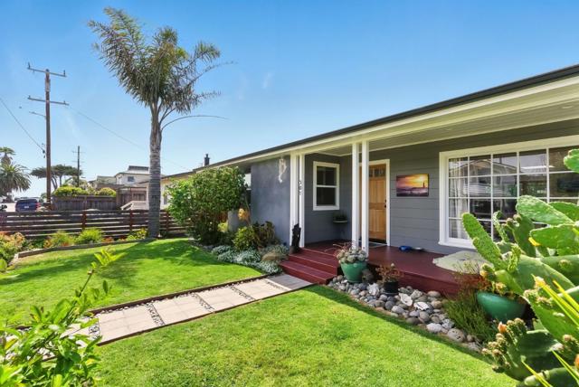 301 25th Avenue, Santa Cruz CA: https://media.crmls.org/mediaz/d0277344-bc00-43cf-9c33-2ec2731e804f.jpg