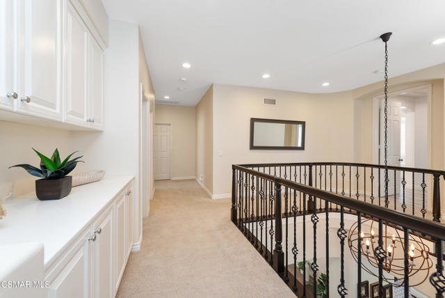 976 Blackbourne, Oak Park CA: https://media.crmls.org/mediaz/d027b352-470e-4923-b872-df14d9f21a65.jpg
