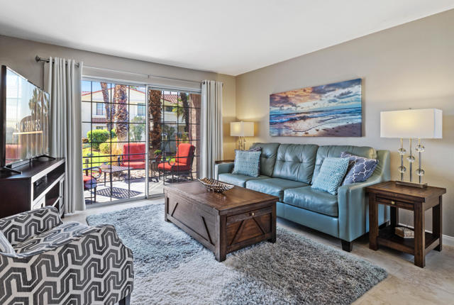 500 S Farrell Drive, Palm Springs CA: https://media.crmls.org/mediaz/d0283fde-8b52-4143-9792-2b4e3955fd29.jpg