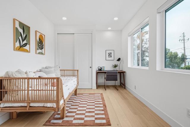 395 Martens Avenue, Mountain View CA: https://media.crmls.org/mediaz/d0289332-b164-4b36-84c8-04ce398d4285.jpg