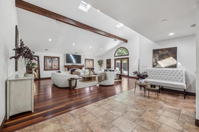 450 King Street, Redwood City CA: https://media.crmls.org/mediaz/d028a236-31f6-40e7-a4ba-f33c54ce3bca.jpg