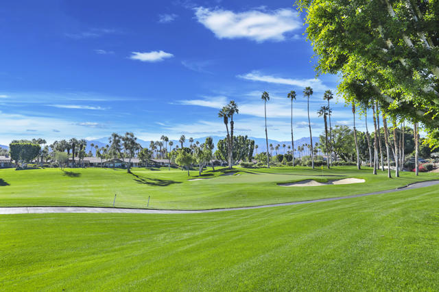209 Bouquet Canyon Drive, Palm Desert, CA 92211