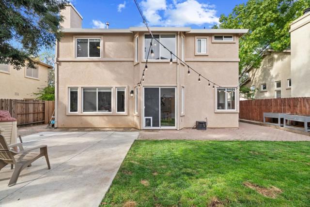 56 Lavender Court, Tracy CA: https://media.crmls.org/mediaz/d0294974-c8a5-48c1-ad76-3de2c0430e40.jpg