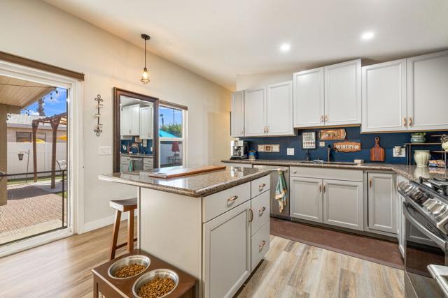 47800 Madison Street, Indio CA: https://media.crmls.org/mediaz/d02b2027-f8cc-49c3-8248-1097eabe01dc.jpg