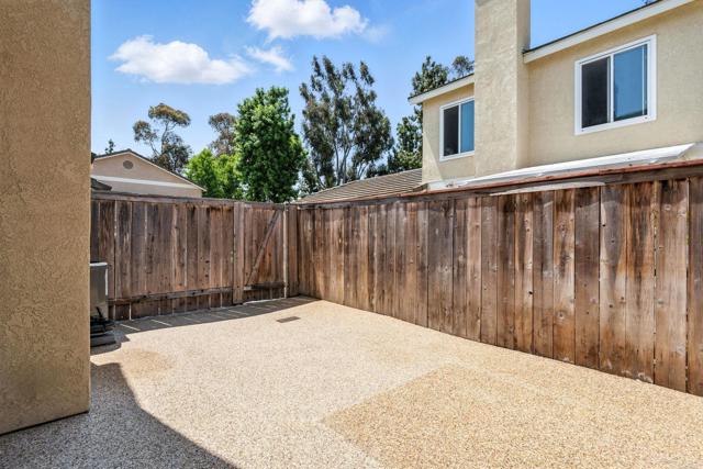 3707 Caminito Carmel, San Diego CA: https://media.crmls.org/mediaz/d02b776c-d080-4093-843e-12f18031f2f5.jpg