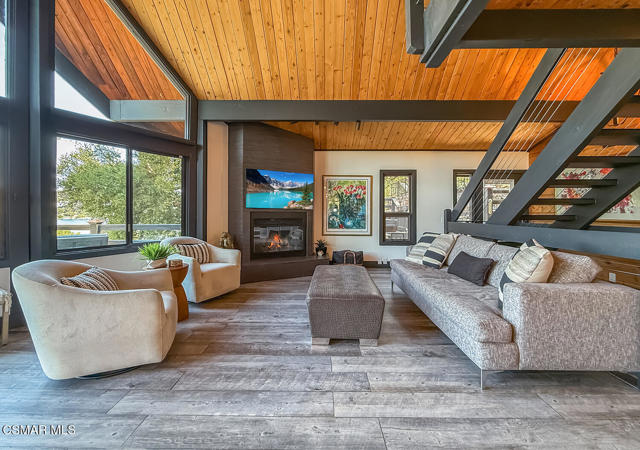 123 Lake Sherwood Drive, Lake Sherwood CA: https://media.crmls.org/mediaz/d02caac1-0167-478f-8070-a5ff64a41eb3.jpg