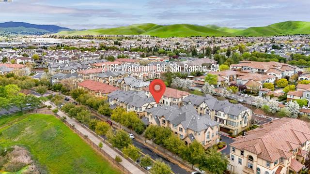 2165 Watermill Rd, San Ramon CA: https://media.crmls.org/mediaz/d02cd9be-7dfe-4501-854d-c9760c096e84.jpg