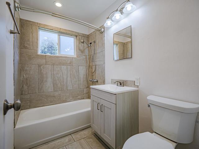 190 Moon Drive, Boulder Creek CA: https://media.crmls.org/mediaz/d02cf695-f955-45ec-9e94-8324c54317d6.jpg
