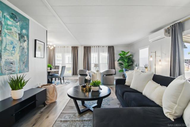 525 W El Norte, Escondido CA: https://media.crmls.org/mediaz/d02d9452-f076-4941-a557-0d04292285f7.jpg