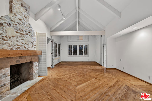 602 Foothill Road photo 24