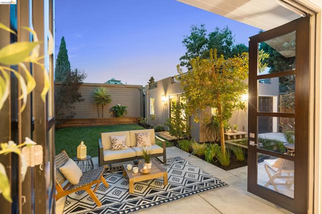 Image 45 of 49 For 636 56th St  