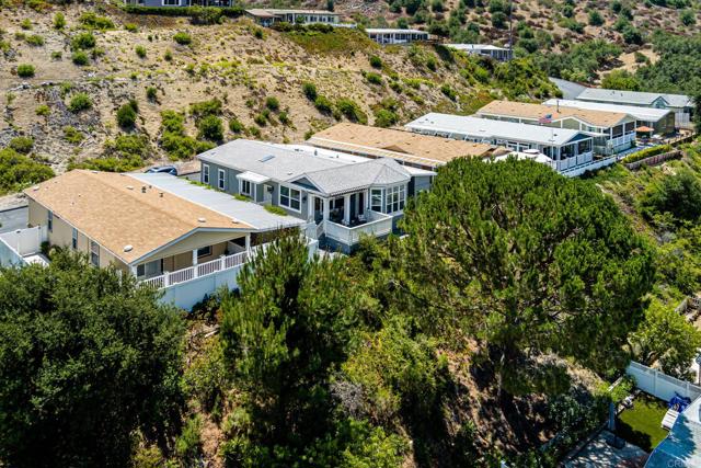 4650 Dulin Road, Fallbrook CA: https://media.crmls.org/mediaz/d0326859-a518-495d-970f-c767f0719e87.jpg