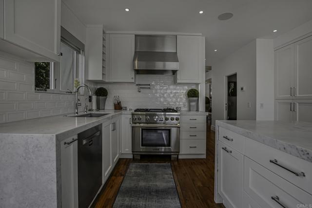 Image 10 of 36 For 336 Gravilla Street