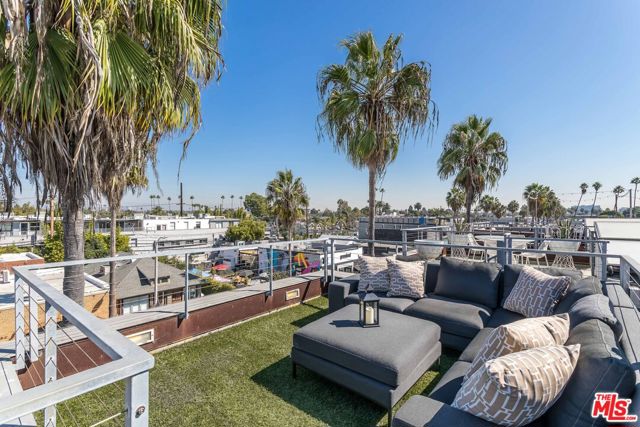 1212 Abbot Kinney Boulevard, C photo 18