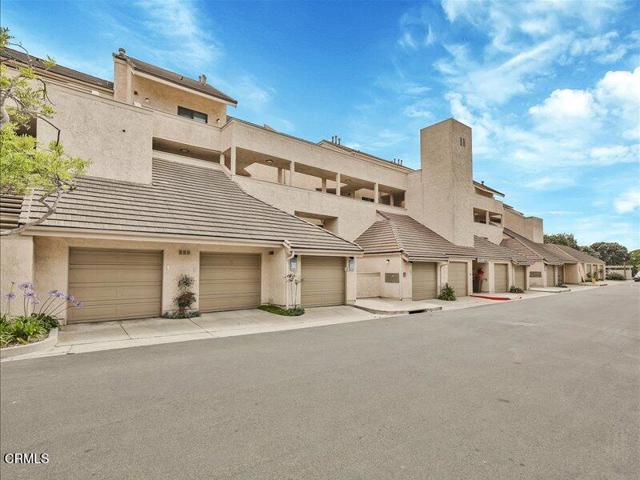 612 Island View Circle, Port Hueneme CA: https://media.crmls.org/mediaz/d0341c77-49a8-414e-836e-72f7183d8ed9.jpg