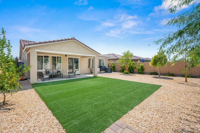 42811 Torno Place, Indio CA: https://media.crmls.org/mediaz/d034edac-8a64-42df-a428-20010551c129.jpg