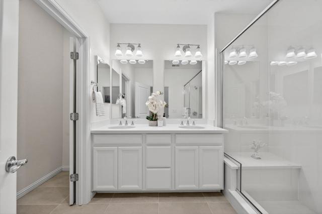 2580 Gimelli Way, San Jose CA: https://media.crmls.org/mediaz/d0351f5c-d7e3-460d-8e53-795c50a0f089.jpg