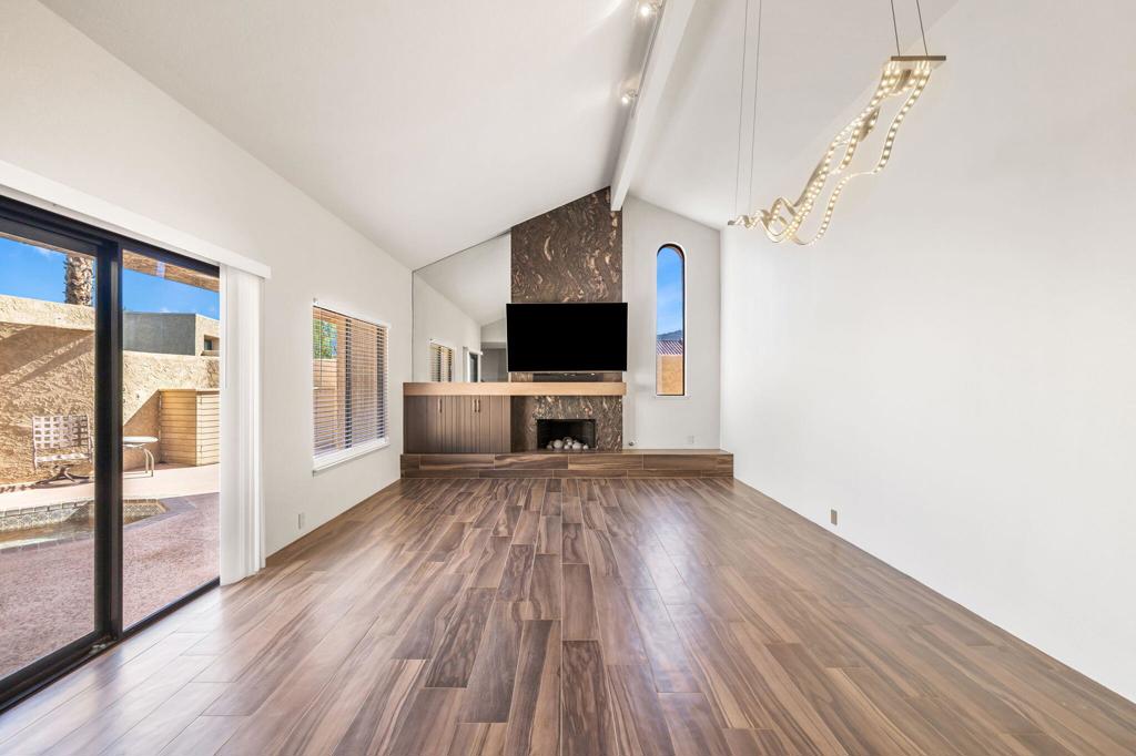 MLS #219138138DA image #5