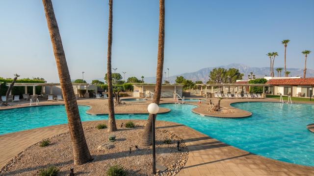 8796 Clubhouse Boulevard, Desert Hot Springs CA: https://media.crmls.org/mediaz/d035e0ff-63a8-46ea-b7d9-71cc7ff65e93.jpg