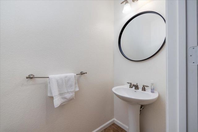 40828 Paganini Drive, Indio CA: https://media.crmls.org/mediaz/d0367440-ccaf-4099-9235-14d1d1833553.jpg
