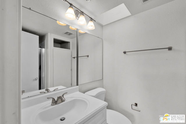 473 E Bradshaw Lane #10, Palm Springs, CA 92262
