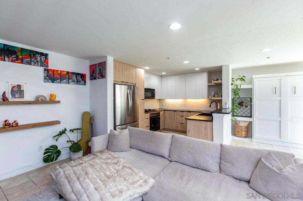 1225 Island - photo 2