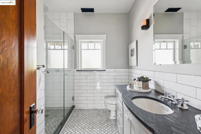 1015 Warfield Ave, Oakland CA: https://media.crmls.org/mediaz/d036fd5d-ad99-4c5e-9a13-0fe86797477d.jpg