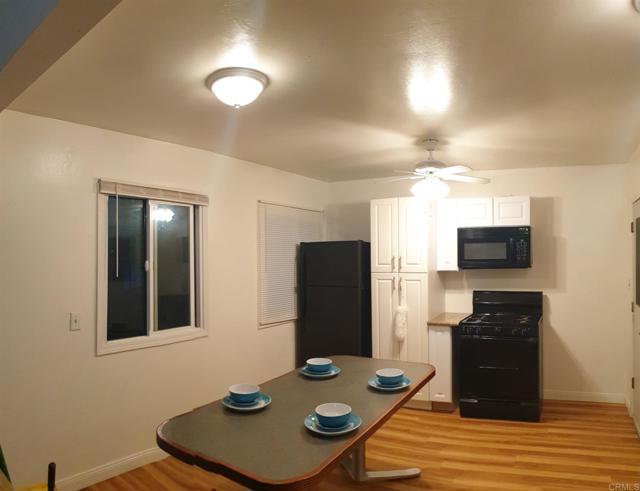 Detail Gallery Image 4 of 52 For 1329 Highland #1329,  National City,  CA 91950 - 2 Beds | 1 Baths