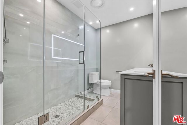 13964 La Maida Street, Sherman Oaks CA: https://media.crmls.org/mediaz/d0387f06-217b-4caf-b98f-eb4d8df89f4f.jpg