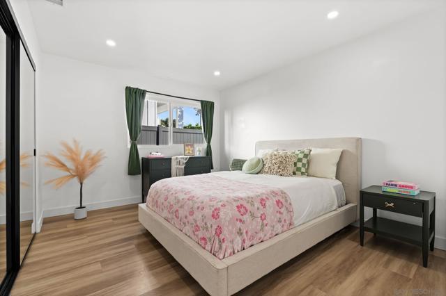 1110 Sea Village Dr, Cardiff by the Sea CA: https://media.crmls.org/mediaz/d038ce51-fbdd-413a-b3d7-510d3d50abc0.jpg