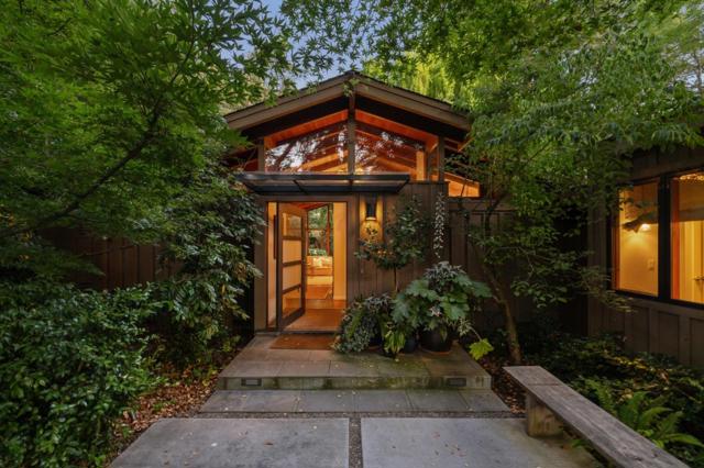 3323 Woodside Road, Woodside CA: https://media.crmls.org/mediaz/d038dedb-1da0-4a19-9aff-1feeaff42473.jpg