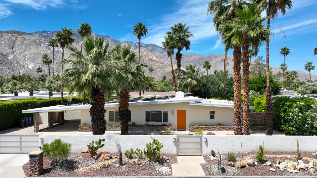 1443 N Vaquero Road