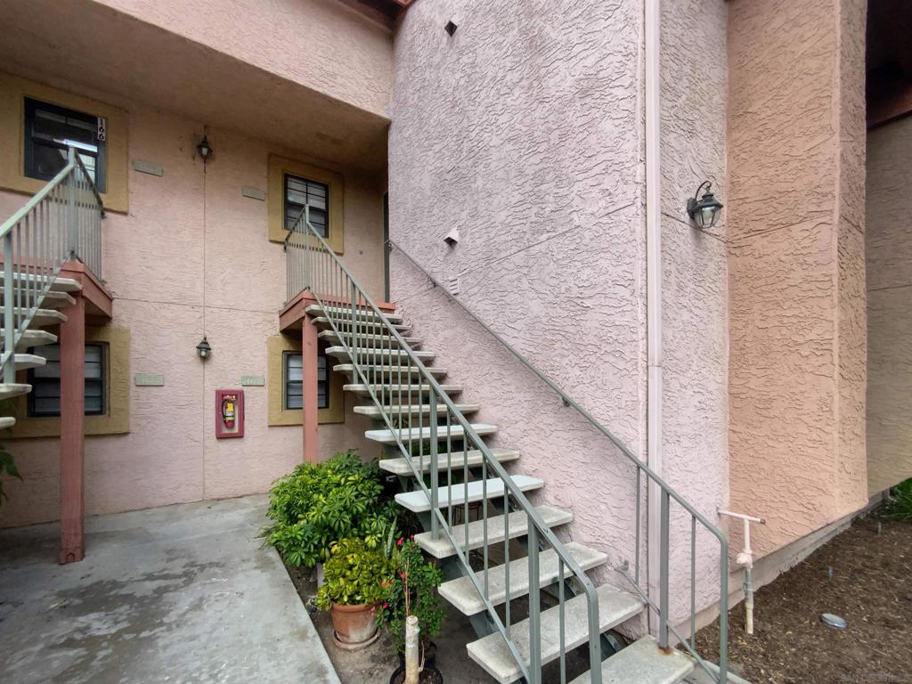 12059 Alta Carmel Ct - photo 7