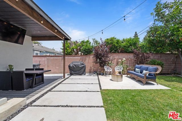 5216 Fidler Avenue, Lakewood CA: https://media.crmls.org/mediaz/d03b4238-3309-4557-882b-acccfb7a5f6d.jpg