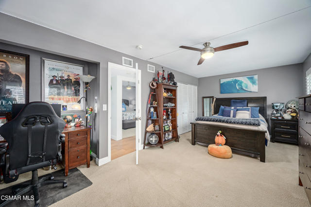1841 Fallview Road, Westlake Village CA: https://media.crmls.org/mediaz/d03b60fa-ccec-4a10-889c-aadf984fb7f2.jpg