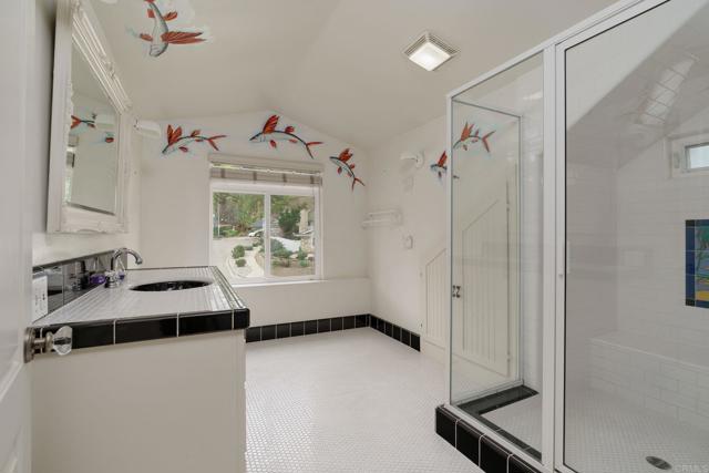 Detail Gallery Image 32 of 64 For 398 Aliso St, Ventura,  CA 93001 - 4 Beds | 3/1 Baths