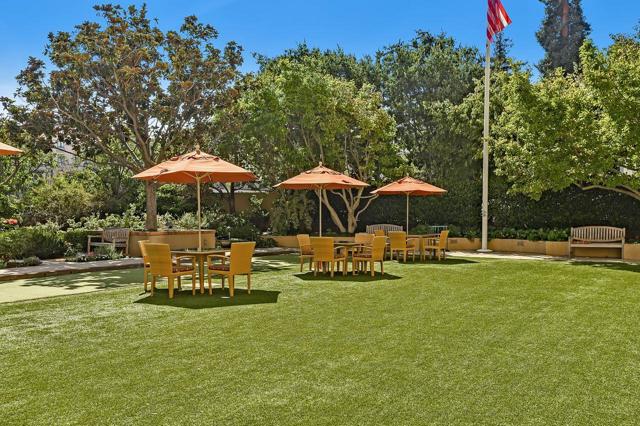 1 Baldwin Avenue, San Mateo CA: https://media.crmls.org/mediaz/d03deb67-9027-4578-b42e-0ee868ae74d2.jpg