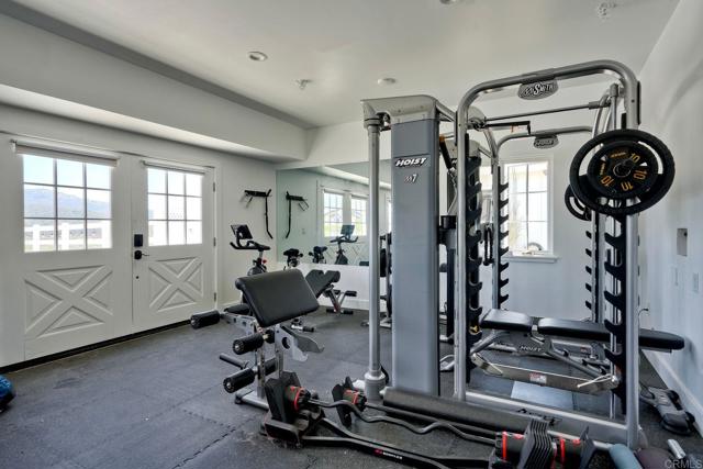 7702 Camino Sereno, Escondido CA: https://media.crmls.org/mediaz/d03f3683-f750-48f7-b974-e55d4f61c676.jpg