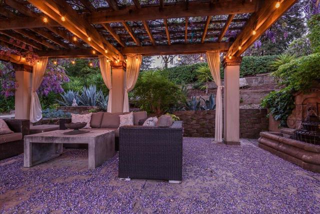 Image 72 of 75 For 819 Holly Road